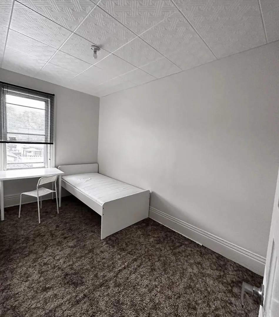 Rooms Available Downtown Winnipeg